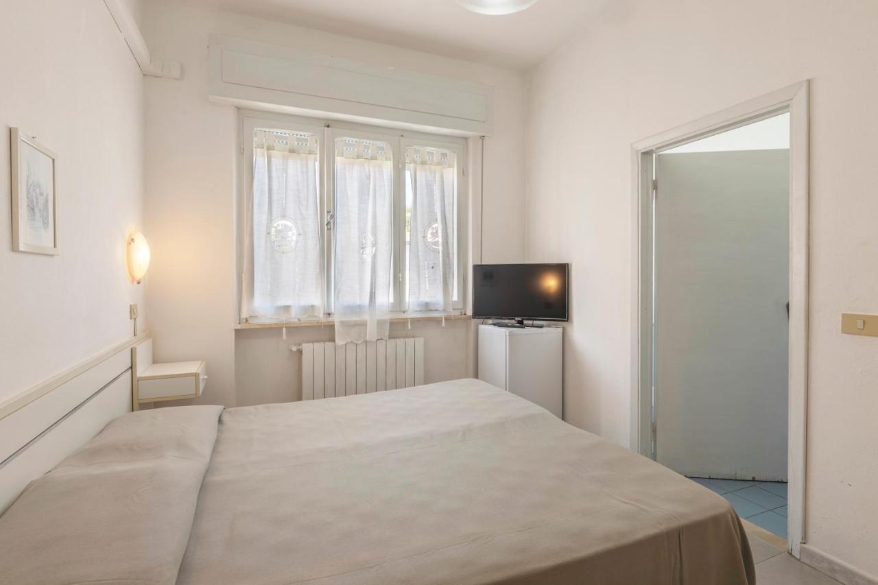 Hotel Quisisana 瓦达 外观 照片